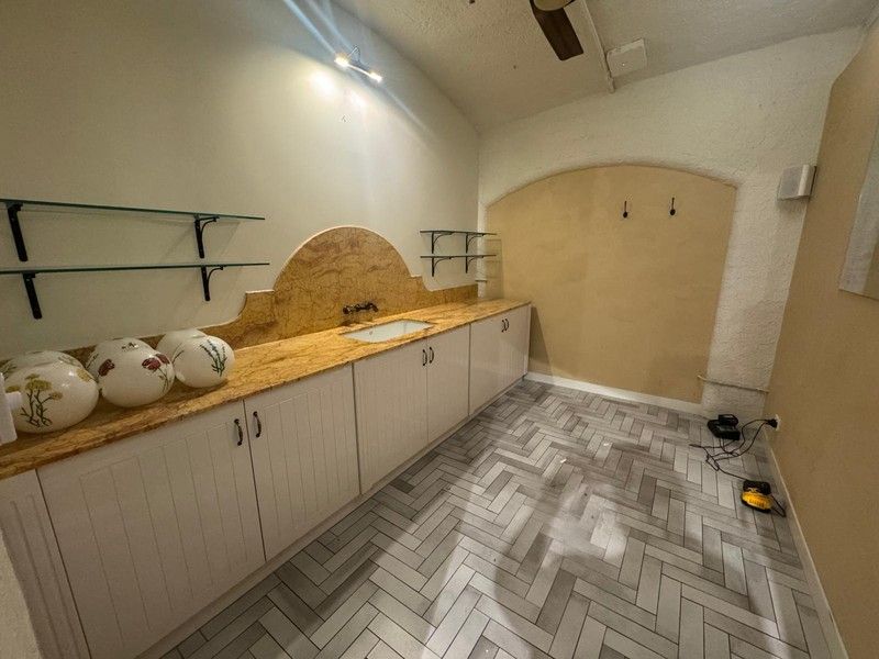Basement works for retail defit
